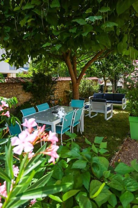 Vila F3 80 M2 Longere Plain Pied Au Centre Auxonne. Exteriér fotografie