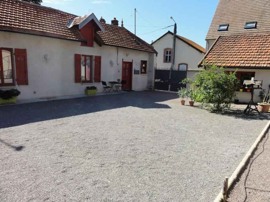 Vila F3 80 M2 Longere Plain Pied Au Centre Auxonne. Exteriér fotografie